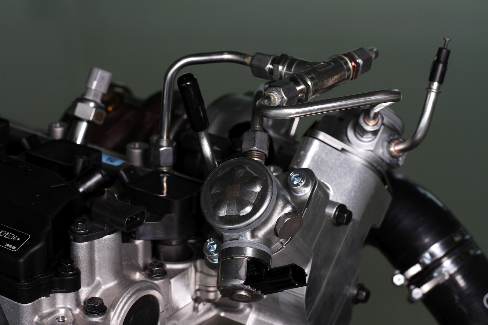 volvo reveals 450 hp four cylinder with electrically driven turboVolvo Reveals 450hp Fourcylinder With Electricallydriven Turbo #14