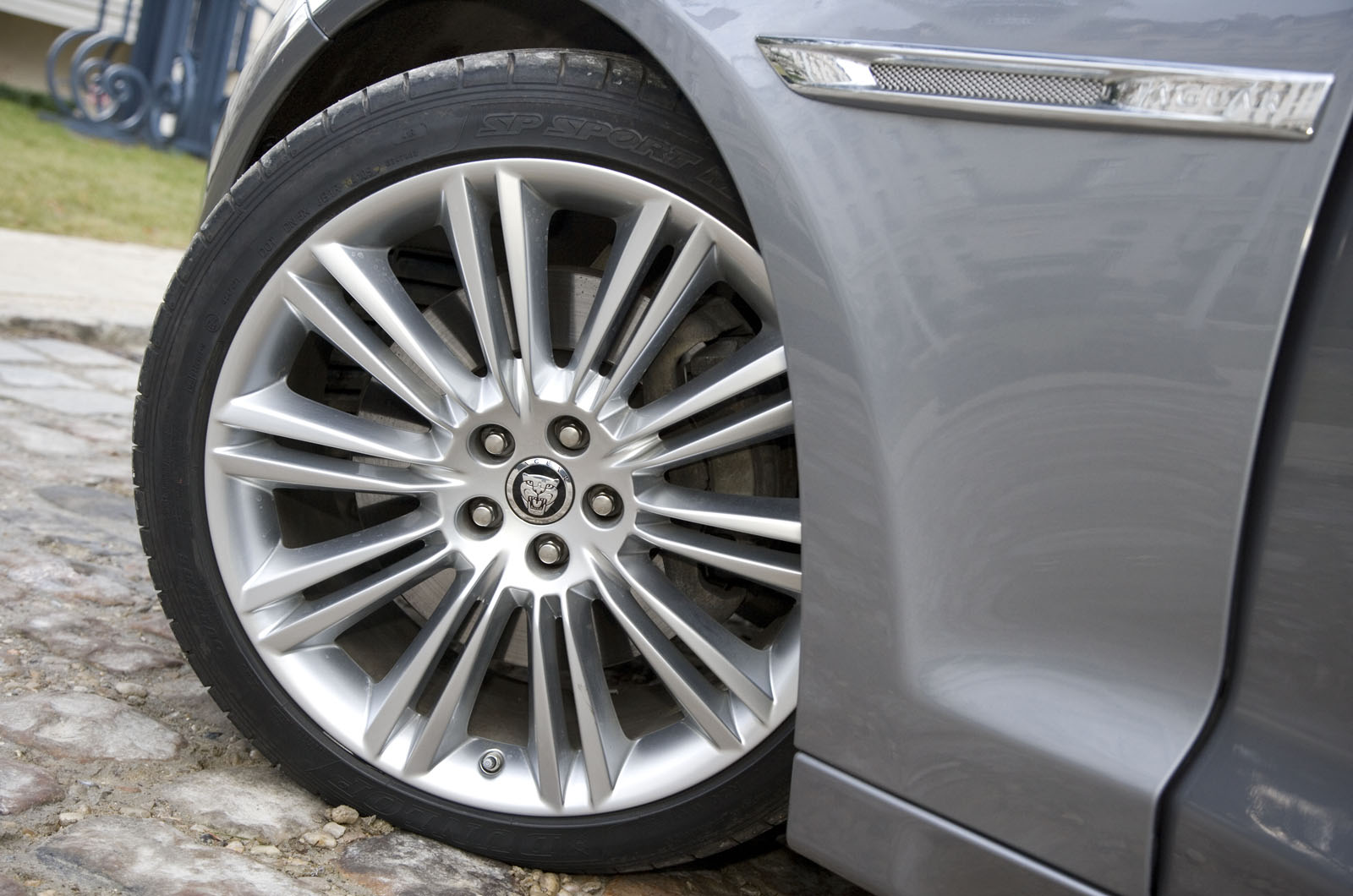 Foto Jaguar XJ - 3.0 V6D Portfolio LWB