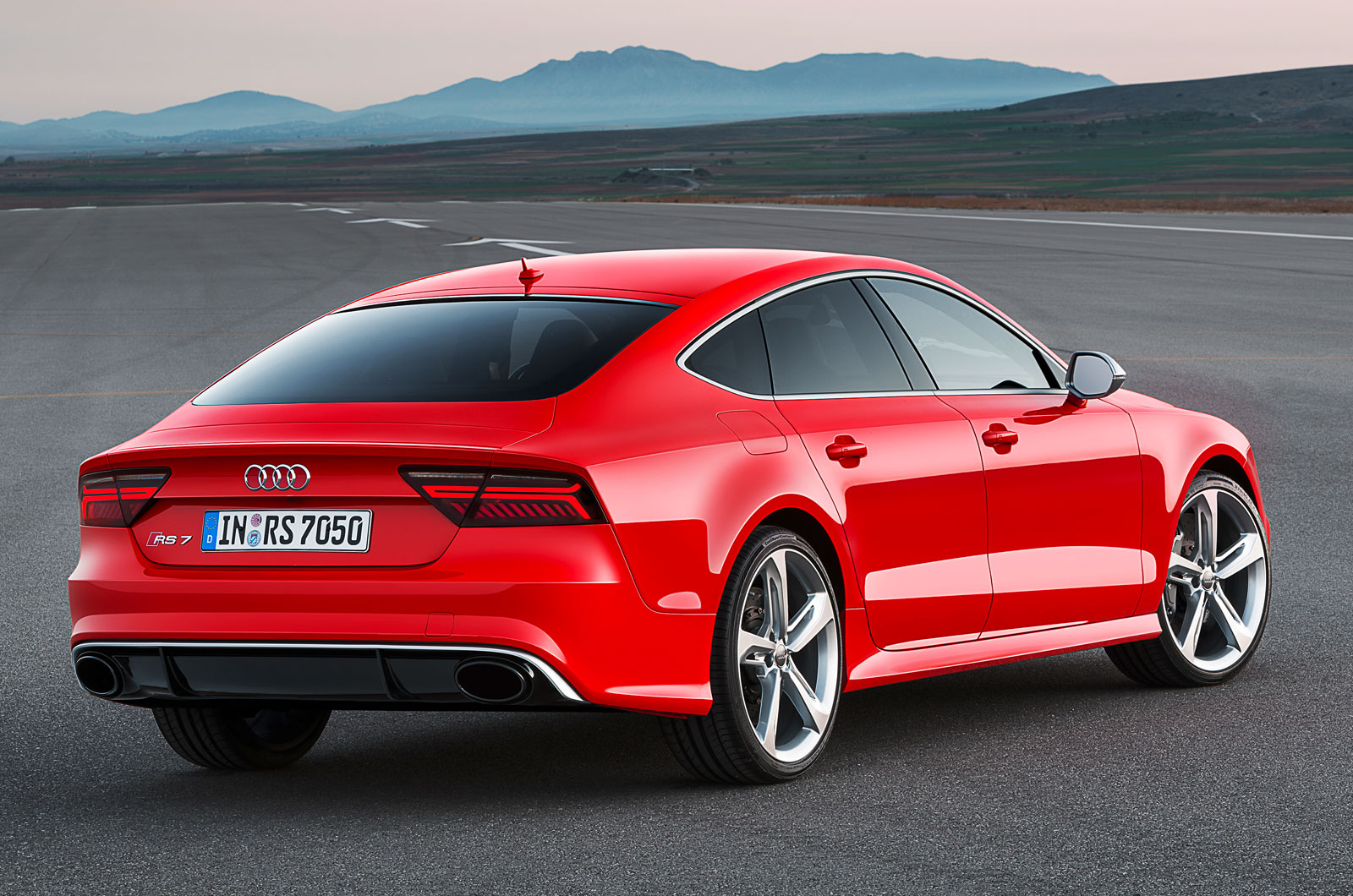 Audi-RS7facelift-002.jpg