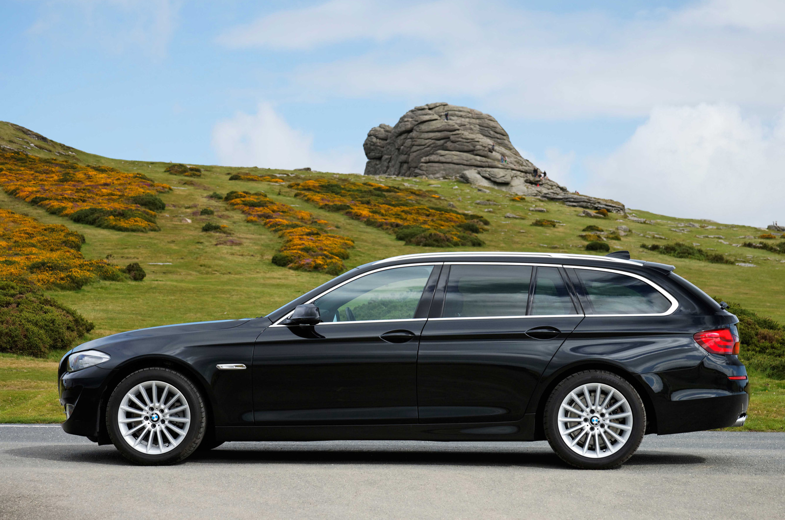 Whatcar bmw 5 series touring #2