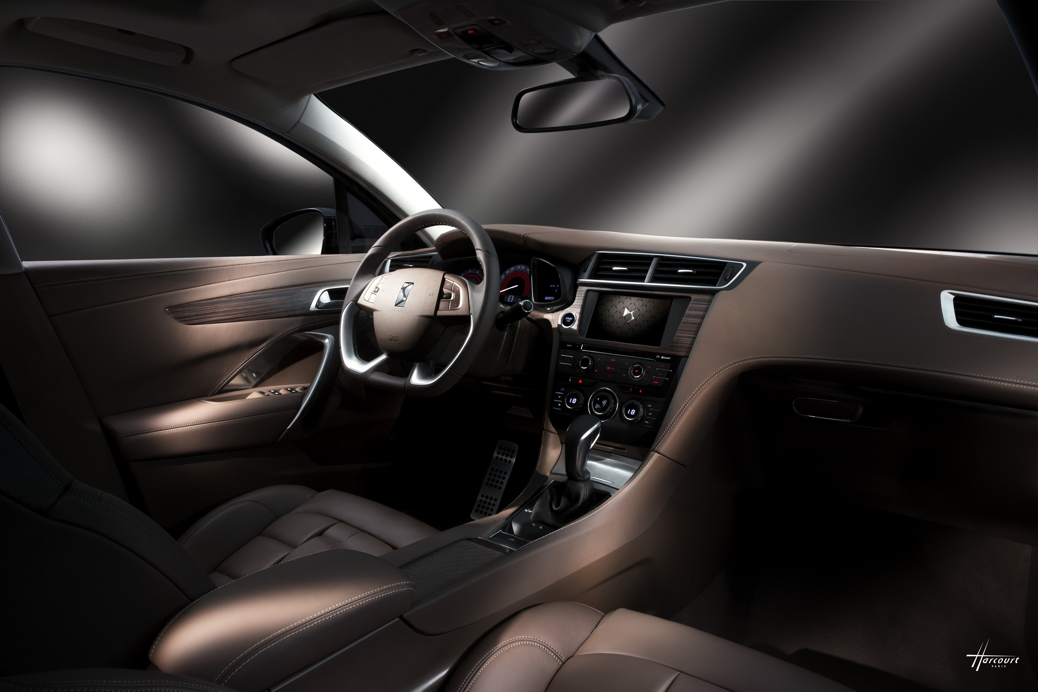 http://images.cdn.autocar.co.uk/sites/autocar.co.uk/files/CL%2013.136.006.jpg