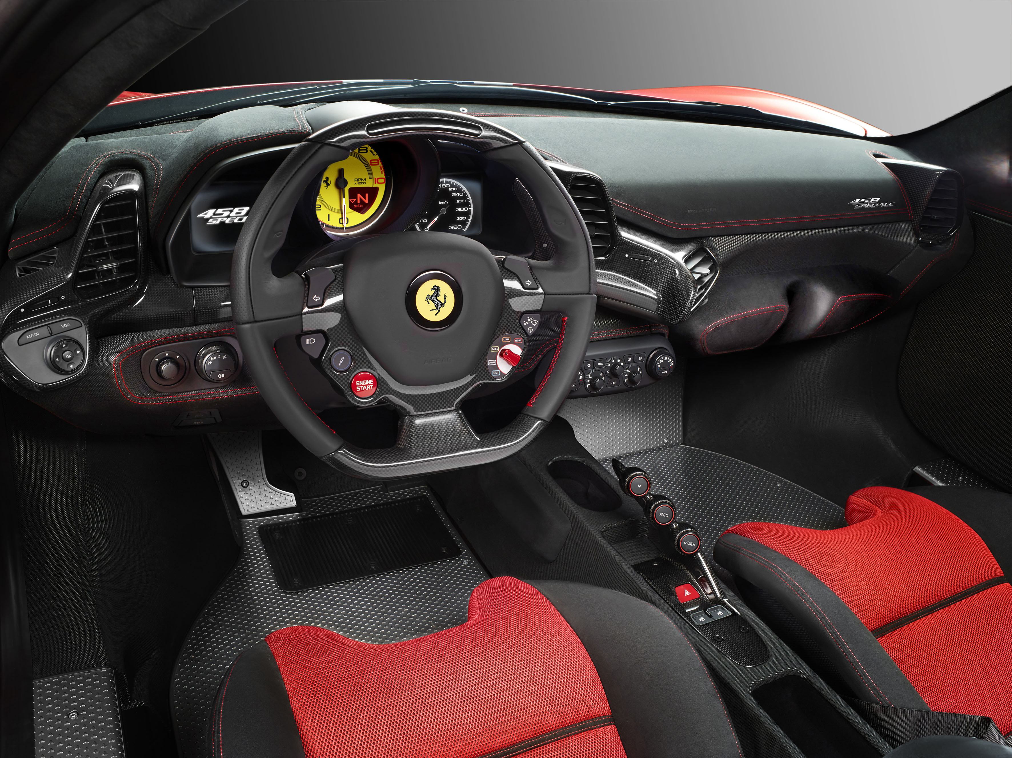[Bild: Ferrari%20458Speciale_cruscotto_04_A4.jpg]
