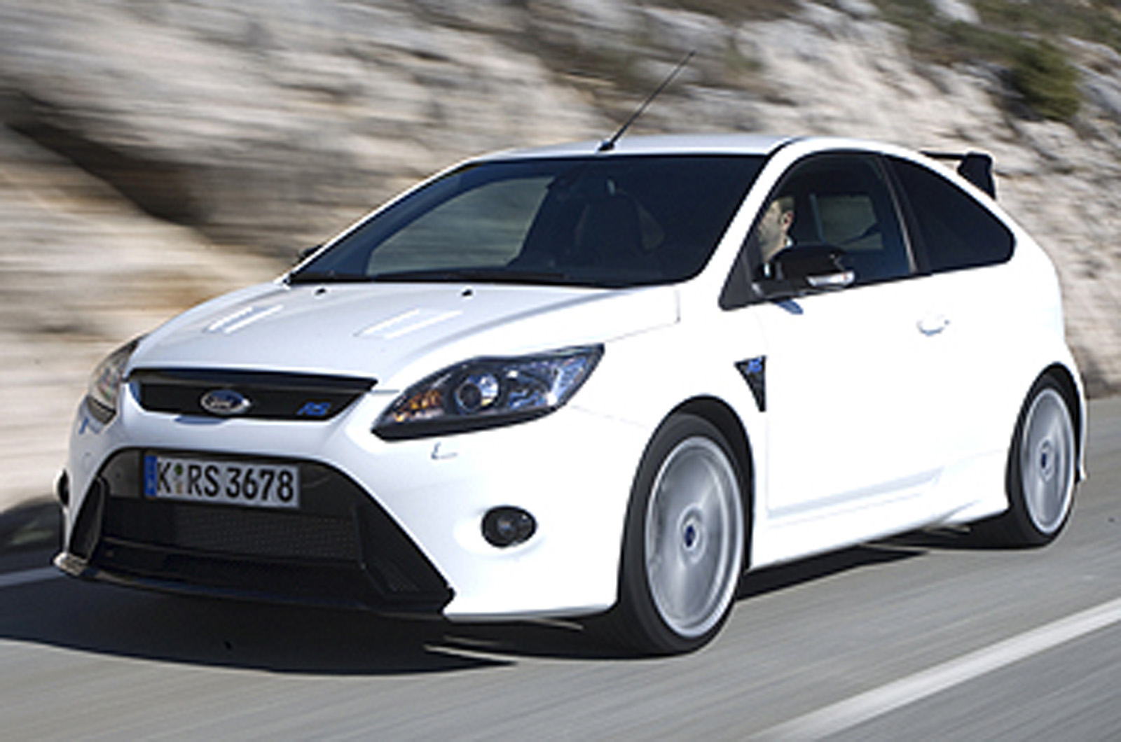 2009 Ford Focus RS Mk2 review and video Autocar
