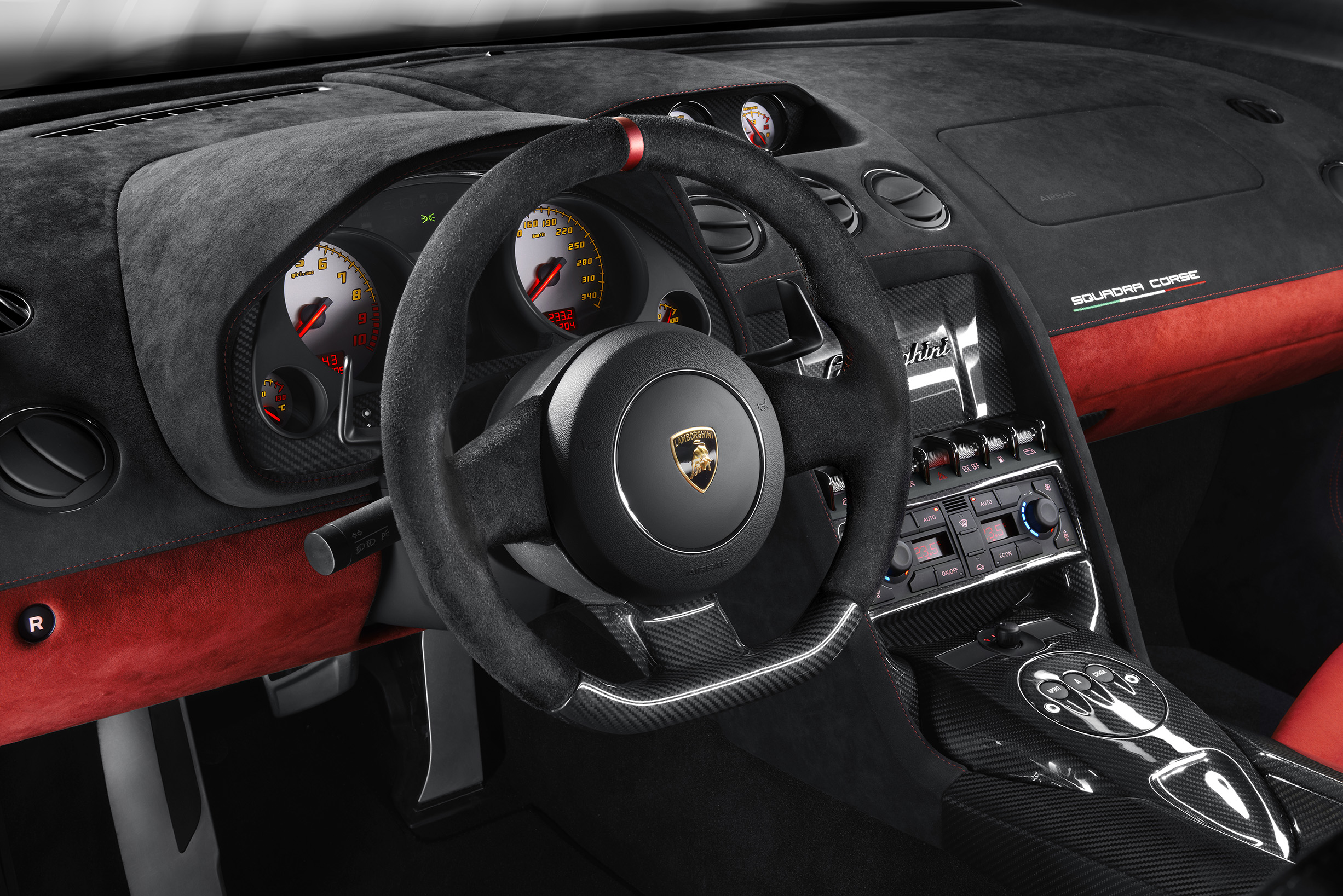 Lamborghini%20Gallardo%20LP%20570-4%20Squadra%20Corse_03.jpg