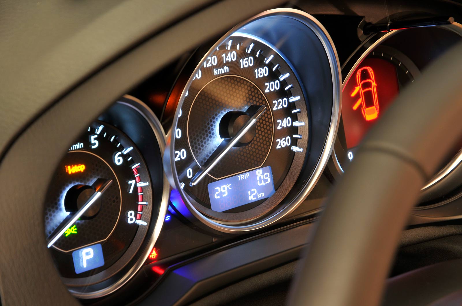 Mazda_14.jpg