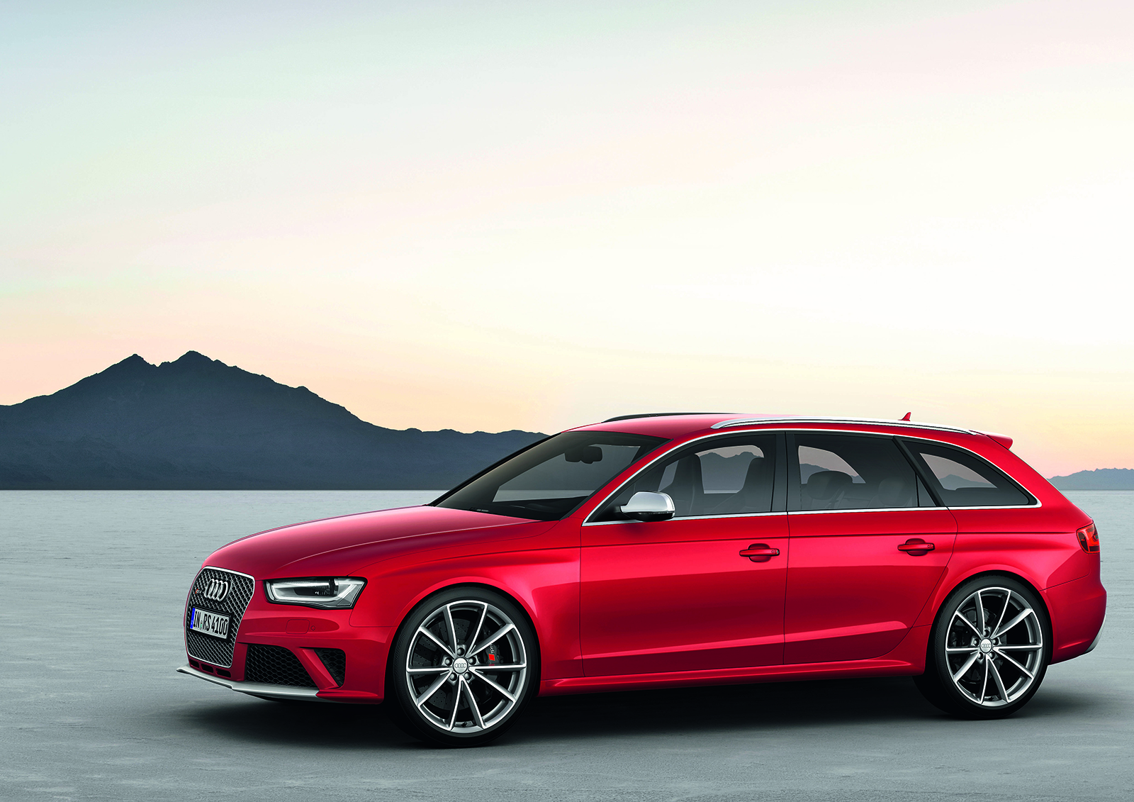 RS4_Avant010.jpg