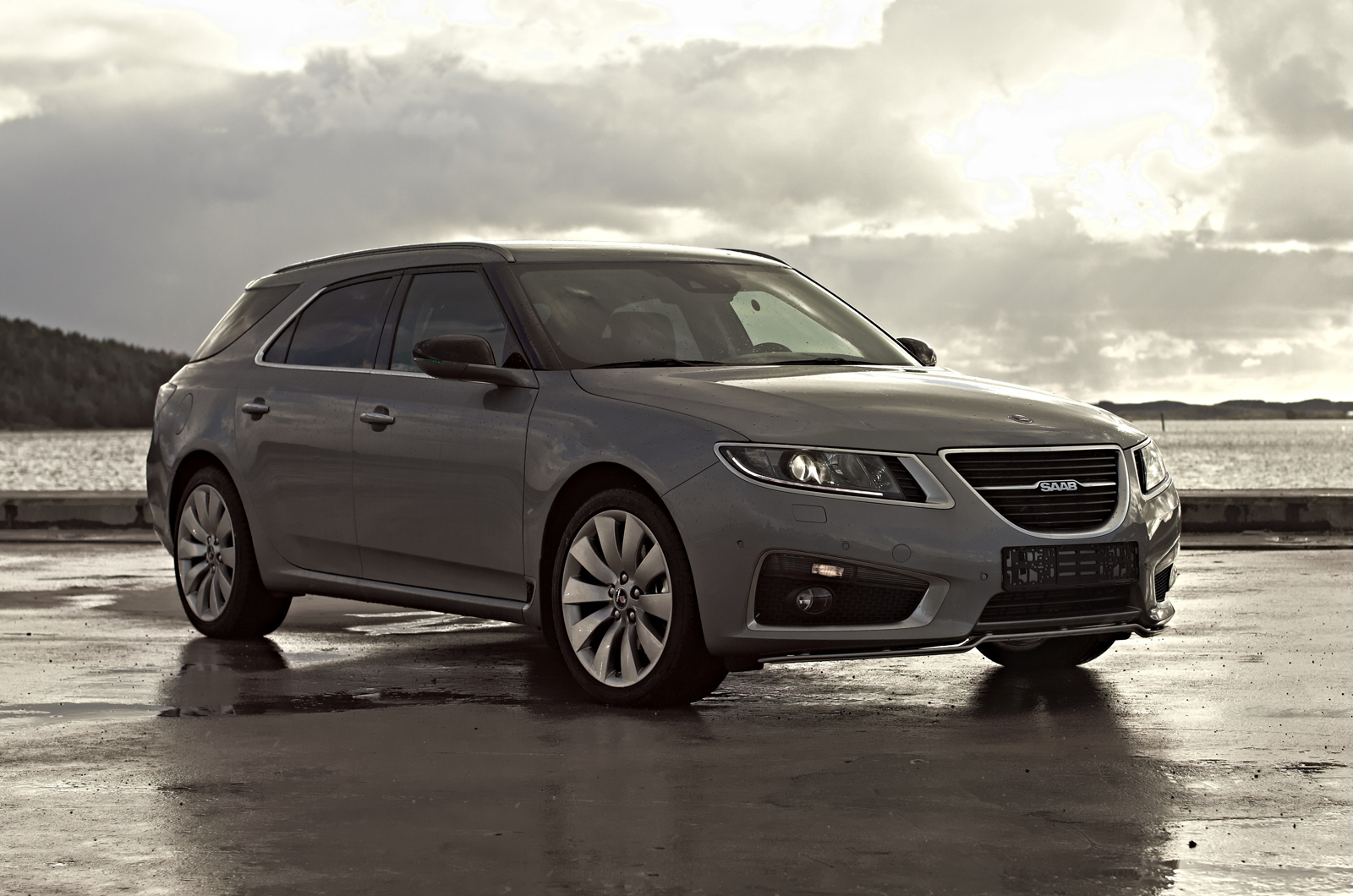Saab%209-5%20NEW%20Sportcombi_1.jpg