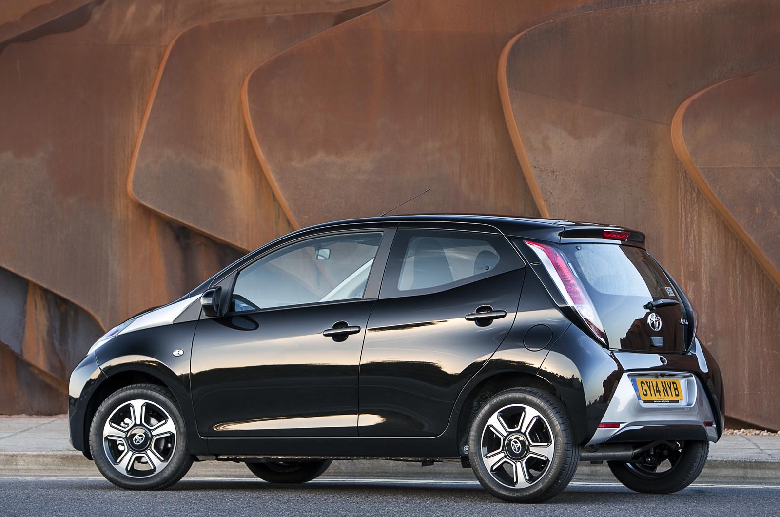 2014 Toyota Aygo First Drive
