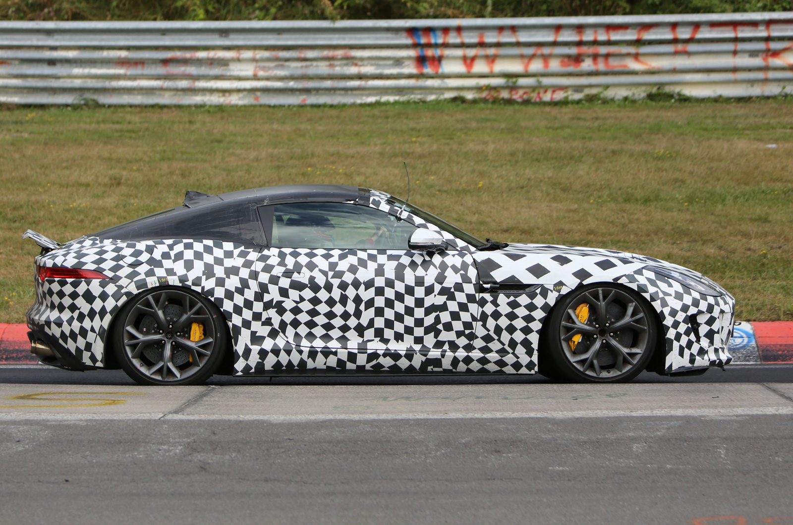 f12_0.jpg