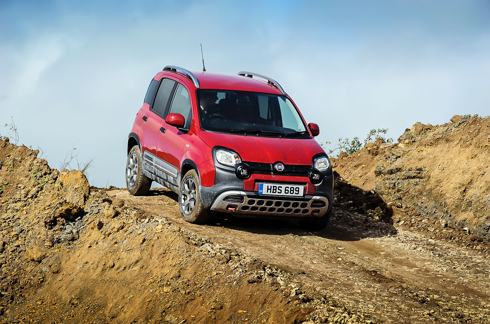 fiat-panda-cross-mulitjet-2014-uk-003.jpg