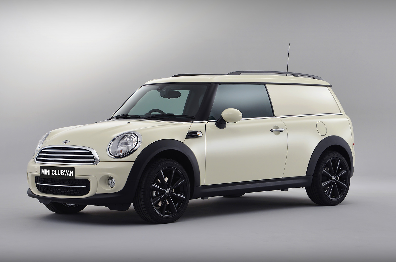 mini-clubvan-1.jpg