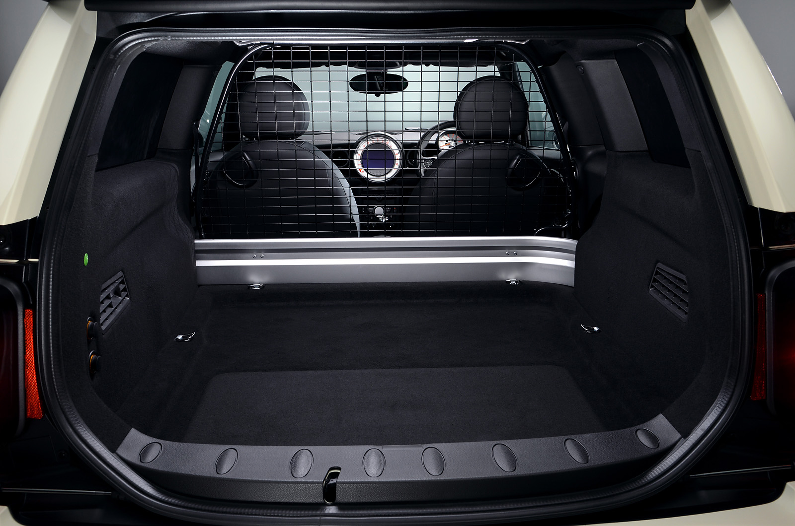 mini-clubvan-11.jpg