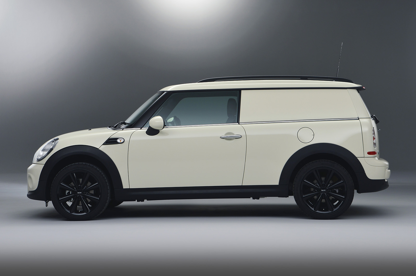 mini-clubvan-2.jpg