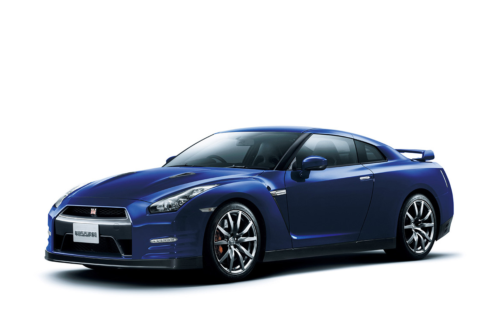 New nissan gt-r revealed #9