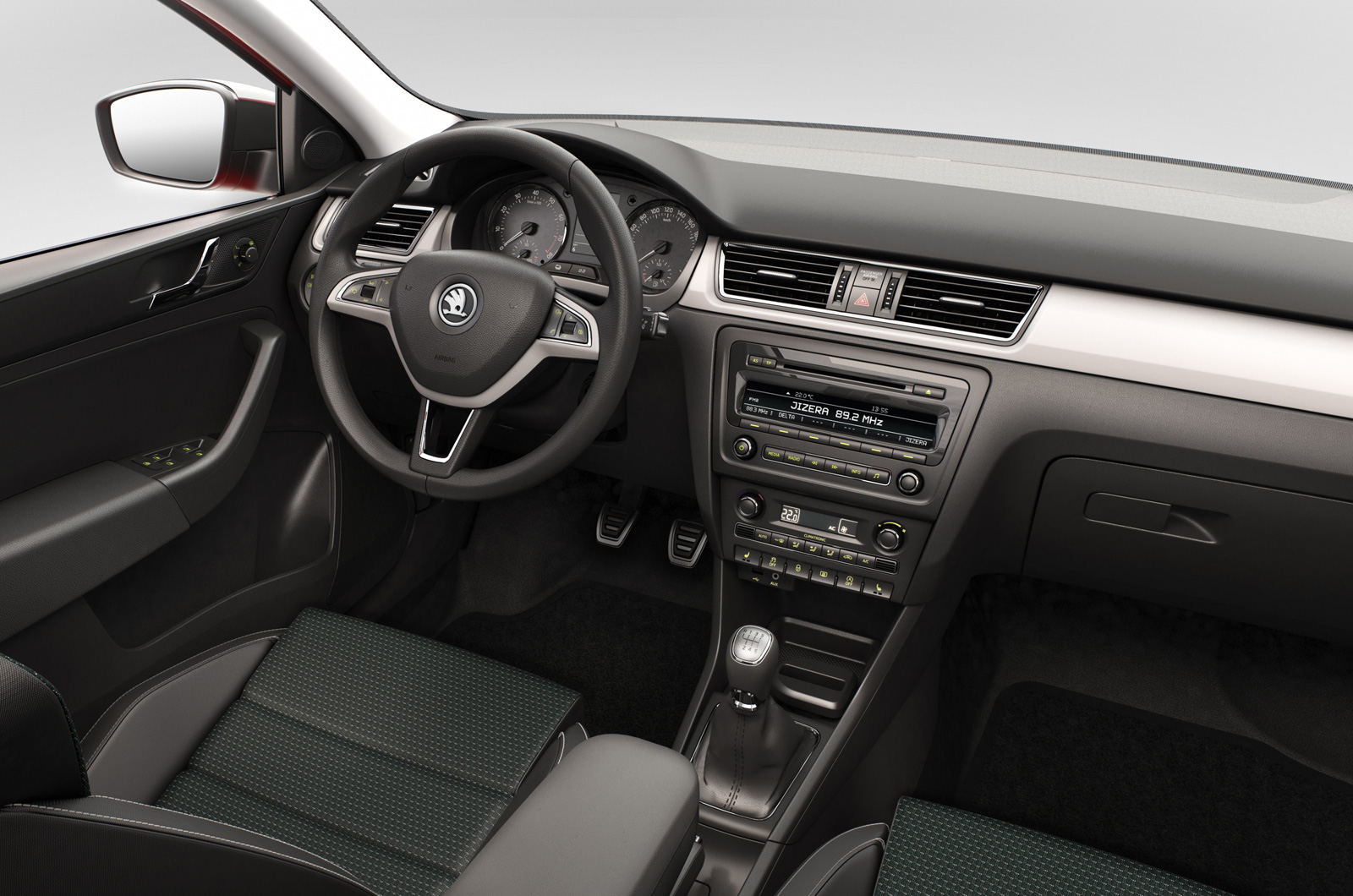 skoda_rapid_spaceback_interior.jpg