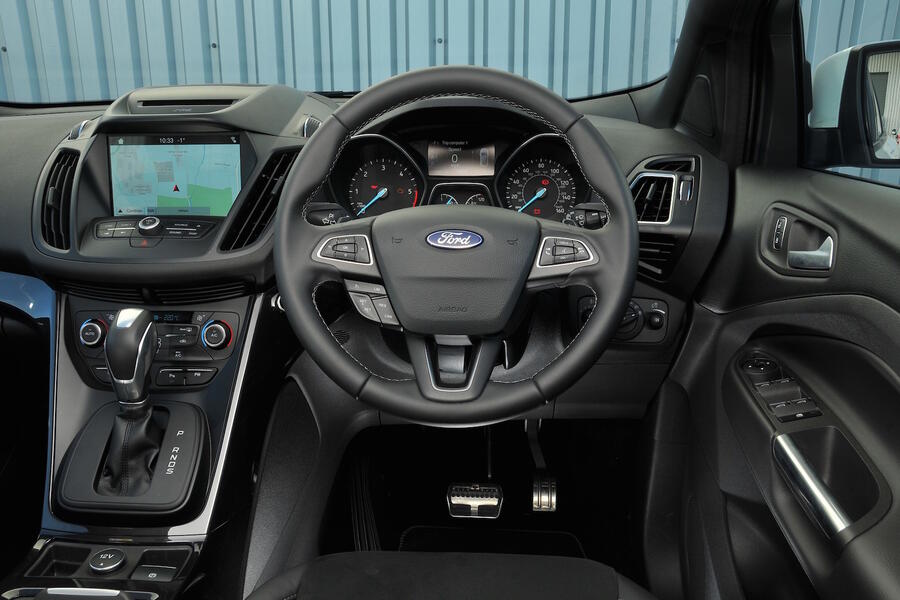 2017 Ford Kuga 2 0 Tdci 180 St Line Powershift Awd Review