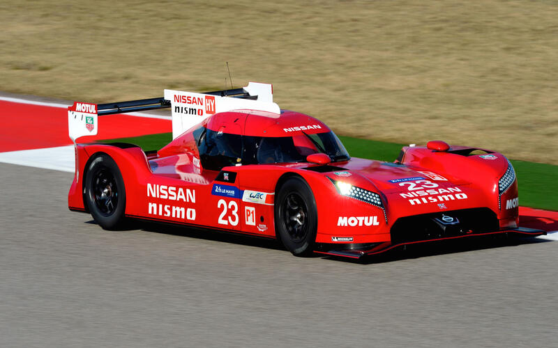 Le mans classic nissan gtr #2