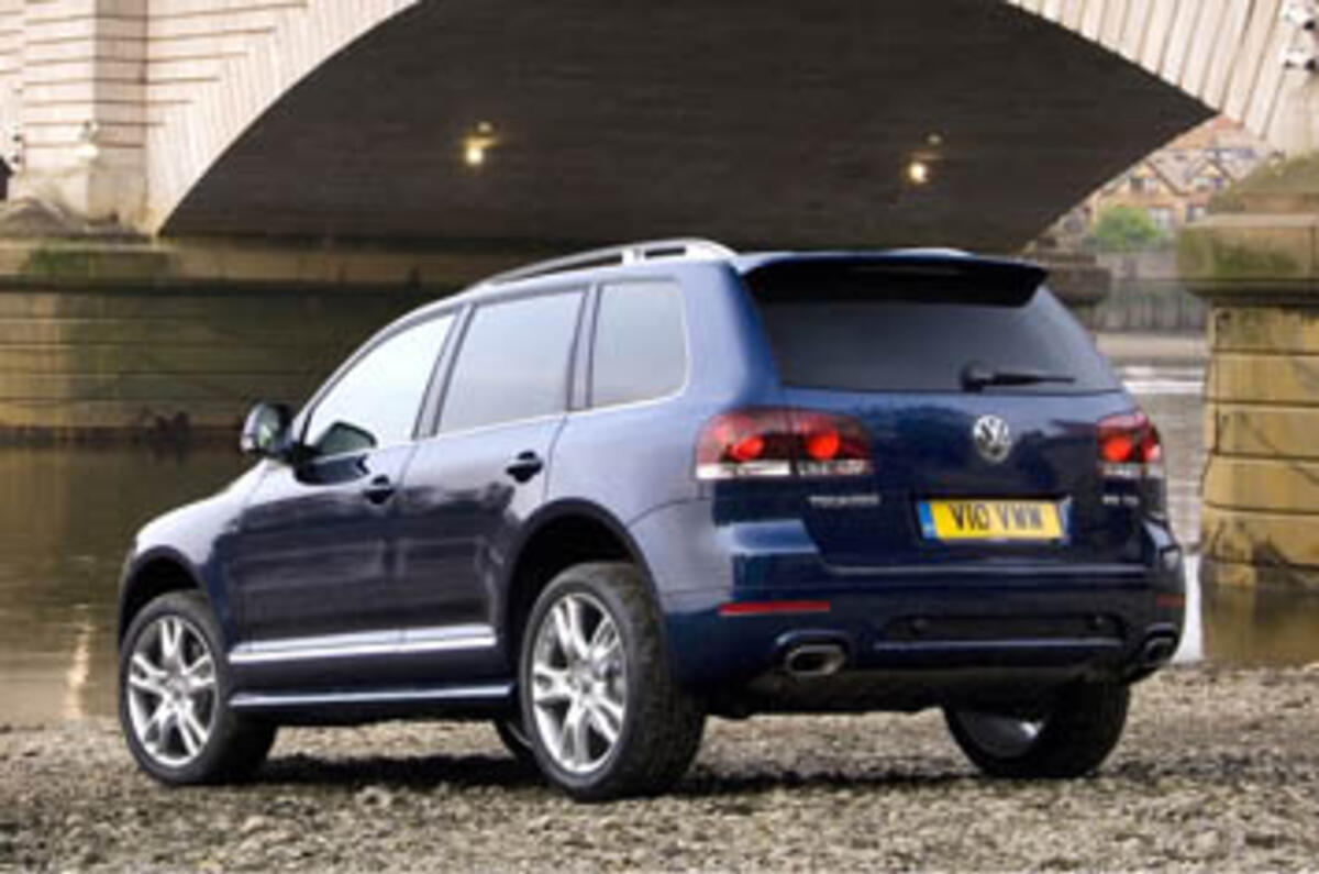 VW Tdi Update >> Volkswagen Touareg V10 TDI Altitude review | Autocar VW Tdi Update >> Volkswagen Touareg V10 TDI Altitude review | Autocar