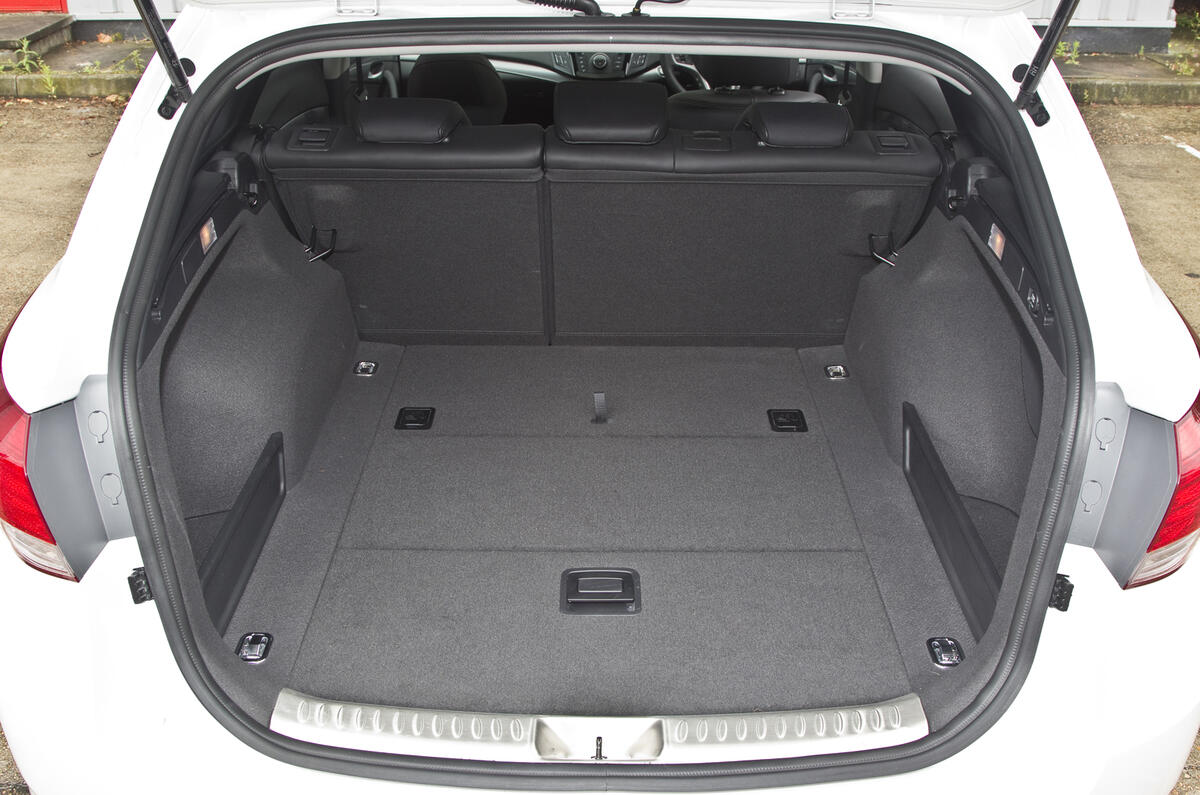 Hyundai i40 Tourer 1.7 CRDi Estate review Autocar