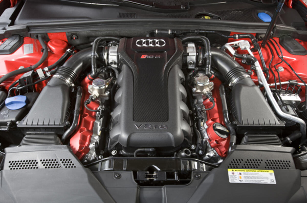 Audi RS5 coupe 4.2 V8 first drive