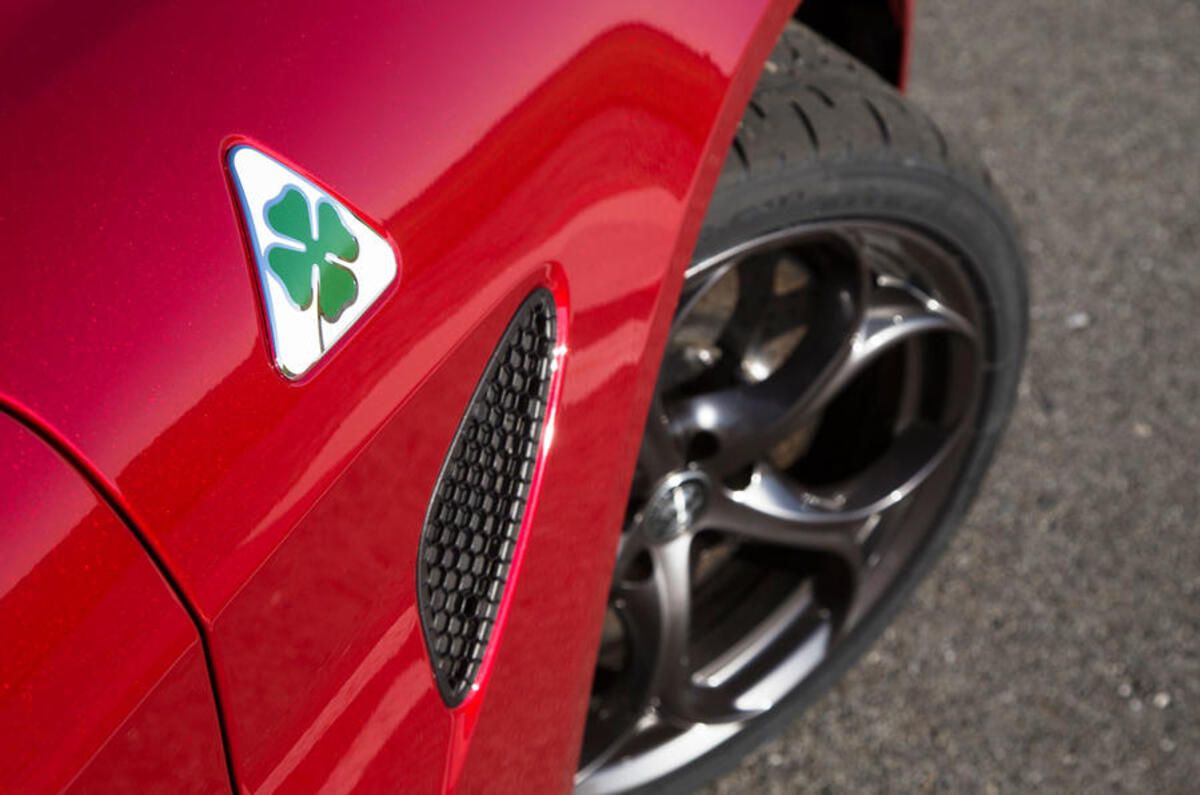 Alfa Romeo Giulia Quadrifoglio Review 2017 Autocar