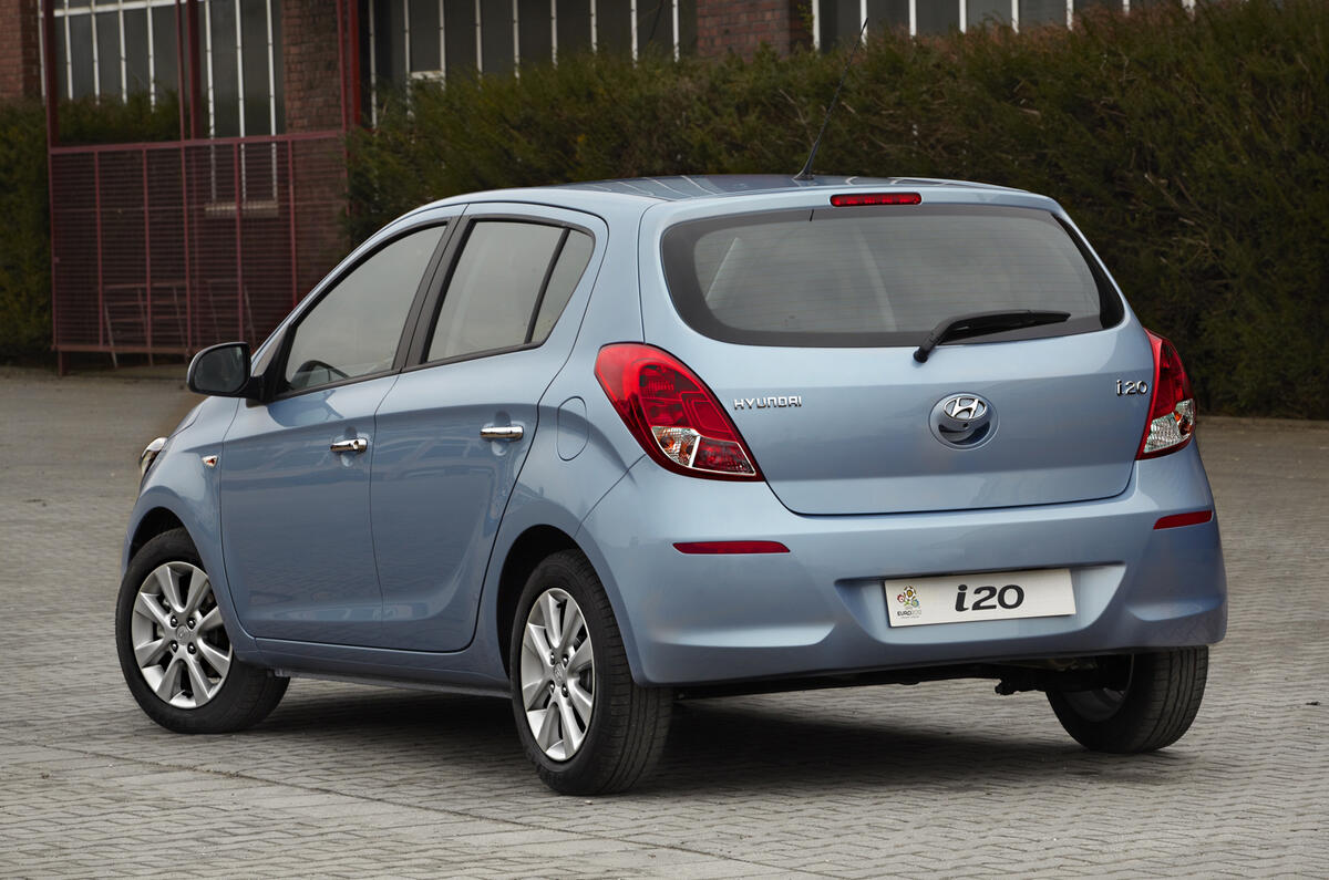 Hyundai i120