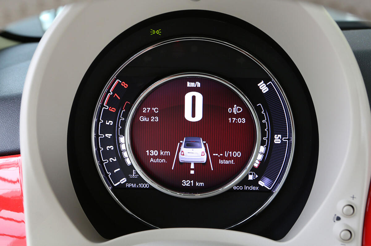 2015fiat500-0032.jpg?itok=__OPAFa4