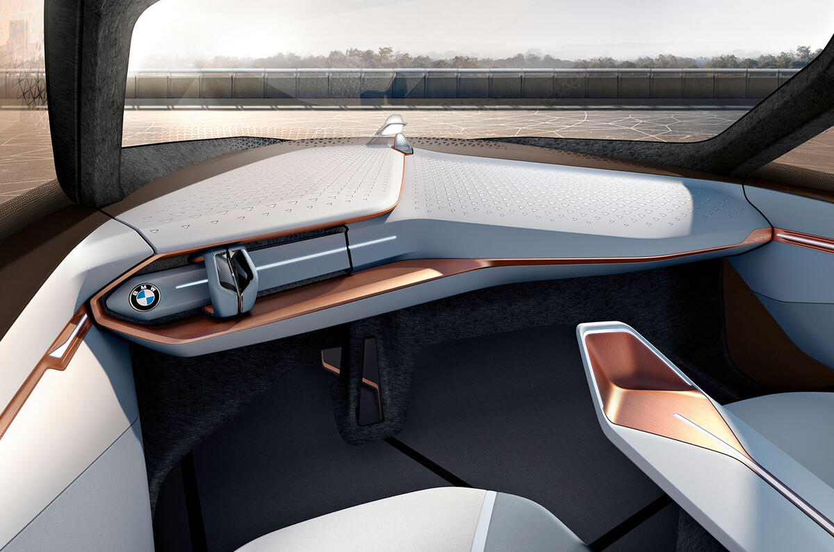 bmw-100years-707_0.jpg?itok=46zSWHiu