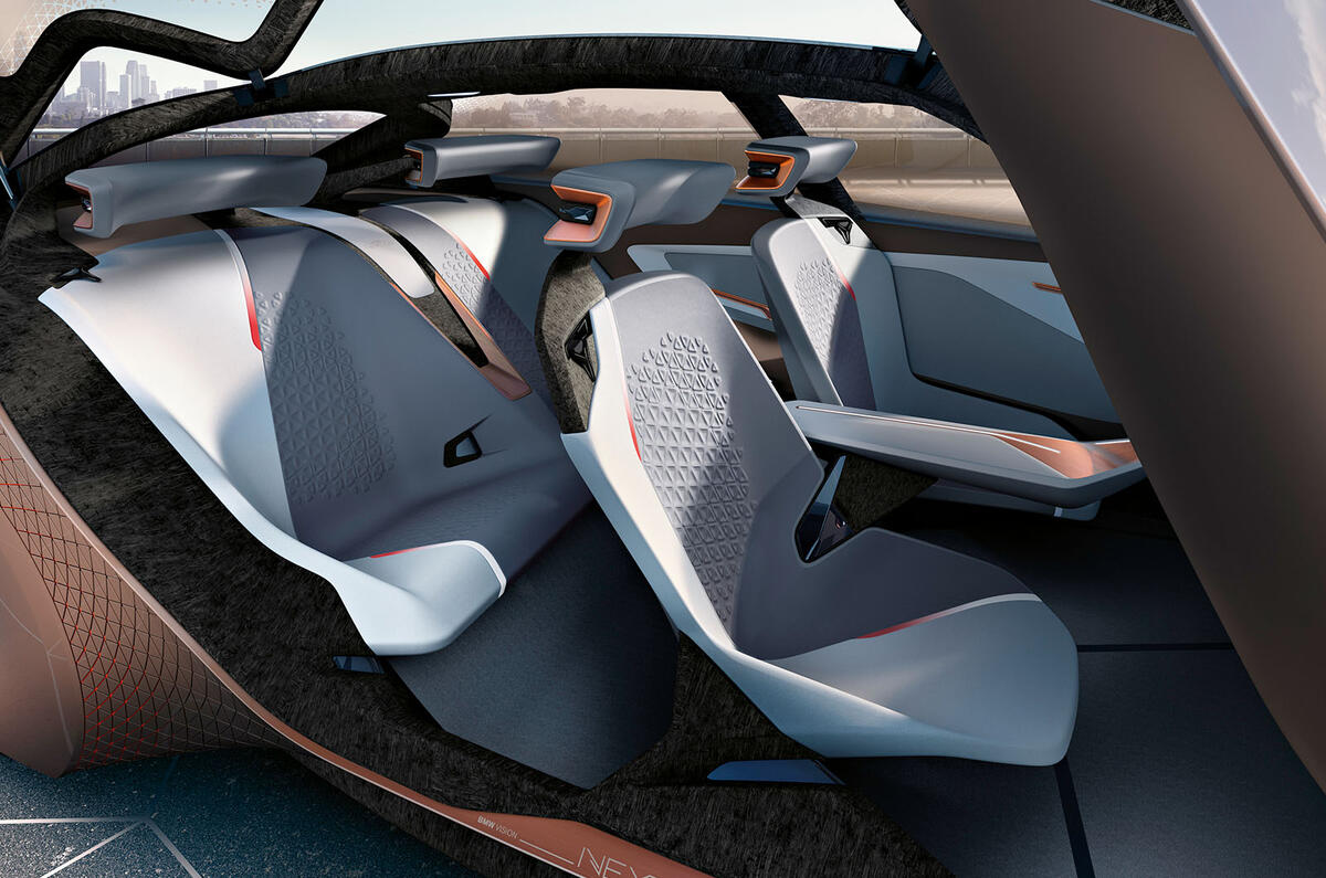 bmw-100years-709_0.jpg?itok=AKhJjHyz