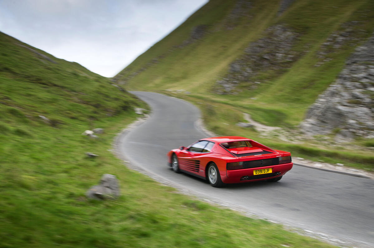 ferrar-testarossa-2015-0003.jpg?itok=bjV