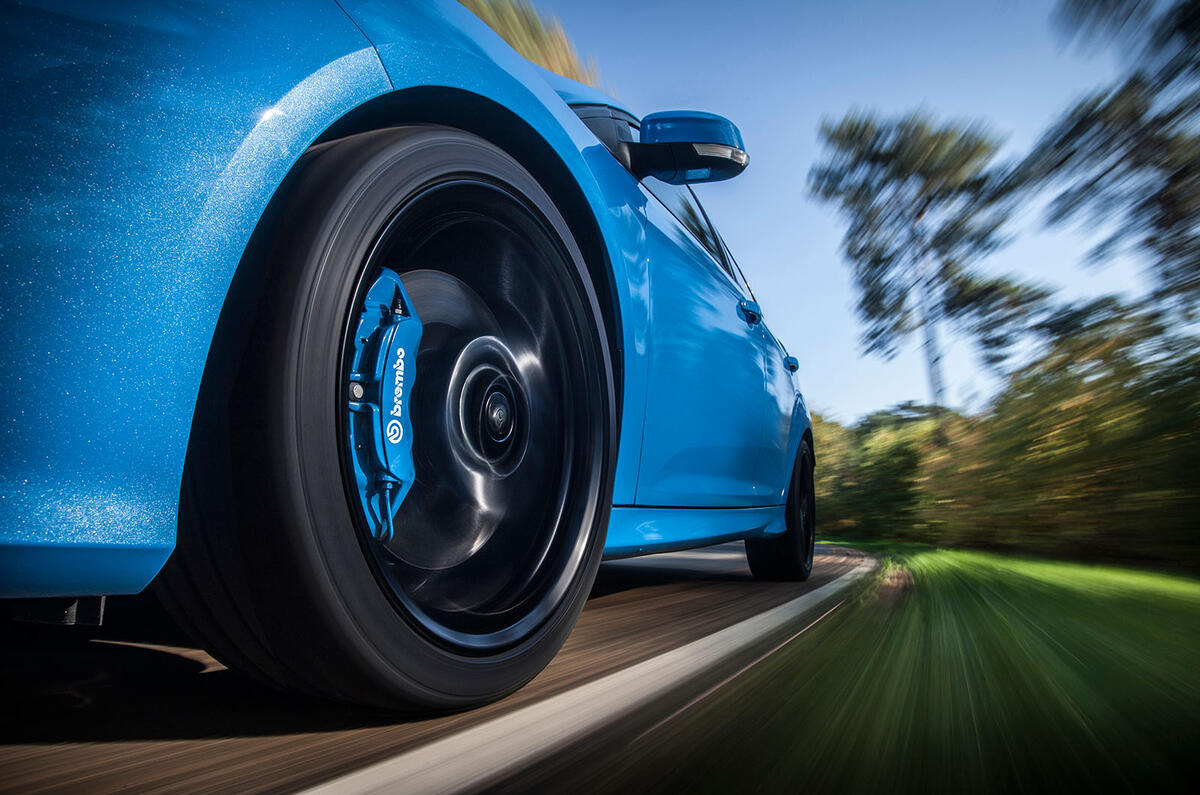 Car Show 2015 >> 2016 Ford Focus RS review review | Autocar Car Show 2015 >> 2016 Ford Focus RS review review | Autocar