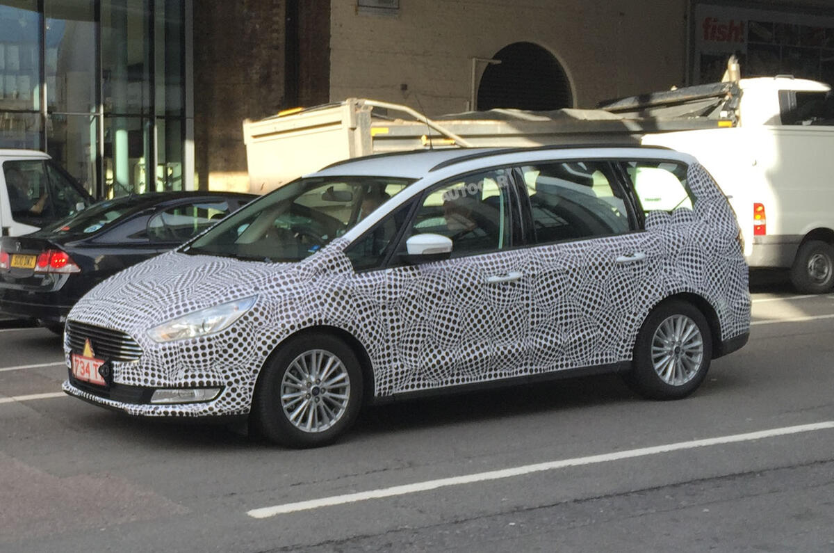 ford-spy-london-005.jpg