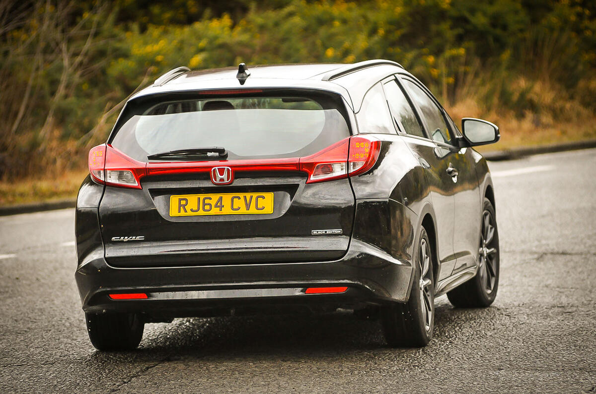 2015 Honda Civic Tourer 1.6 i-DTEC 120 Black Edition ... 2015 Honda Civic Tourer 1.6 i-DTEC 120 Black Edition ...