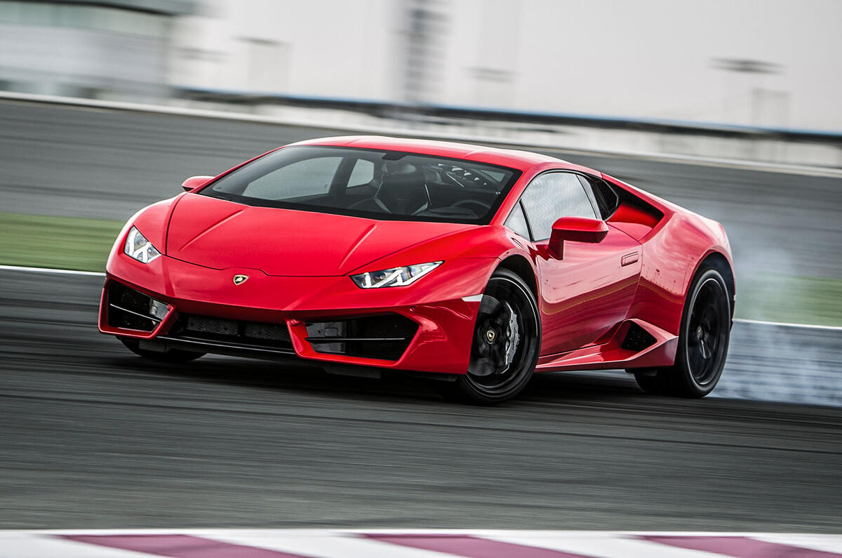 lambo-rwd-2015-0001.jpg