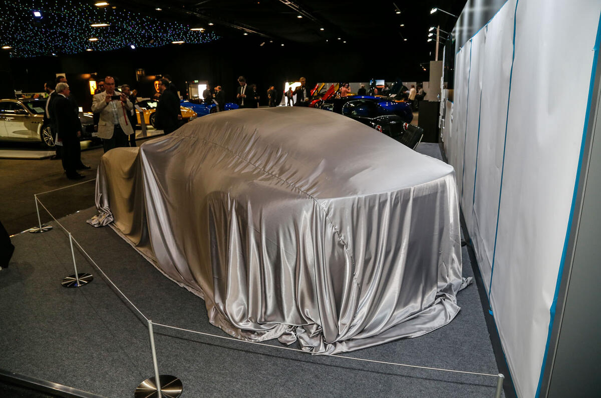 london-motorshow-122.jpg?itok=LZk1rxxn