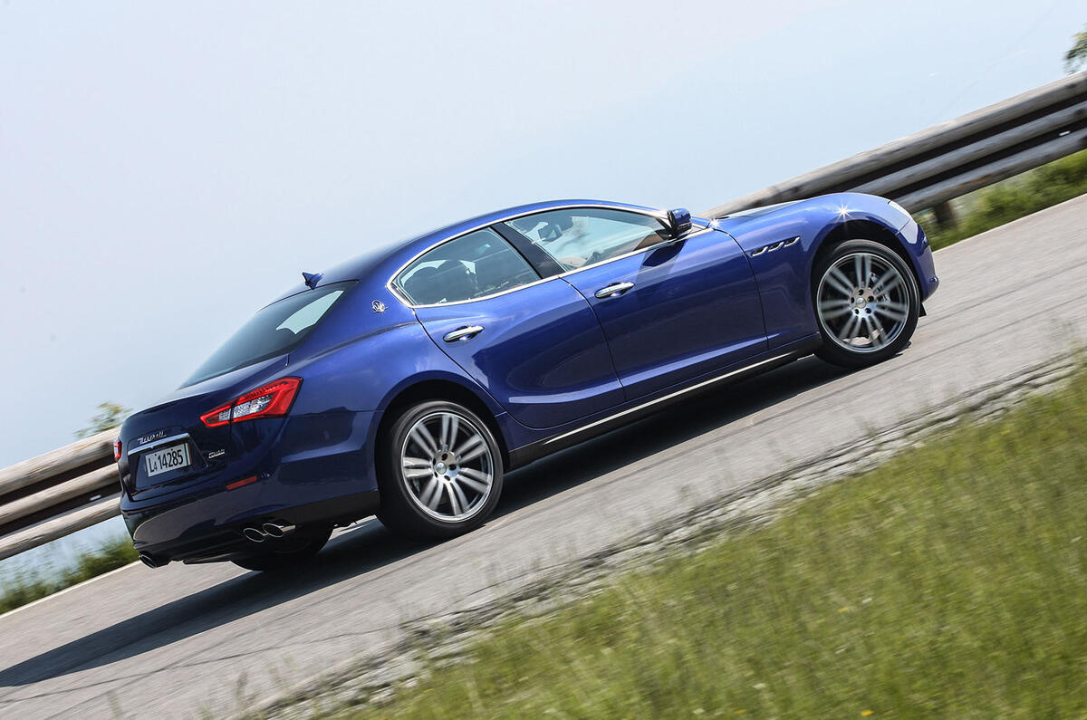 maserati-ghibli-my16-2015-002_0.jpg?itok=GaRPcKMc