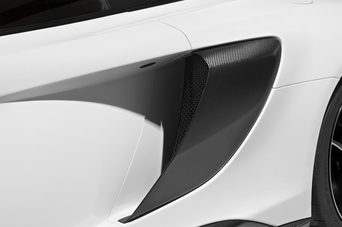 mclaren_675lt_studio_11.jpg?itok=EYrj7GT9