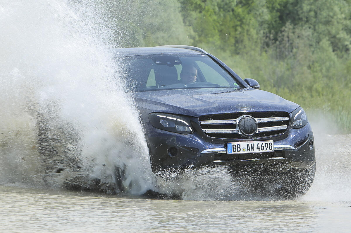 merc-glc-ride-001.jpg?itok=m3mq5uqx