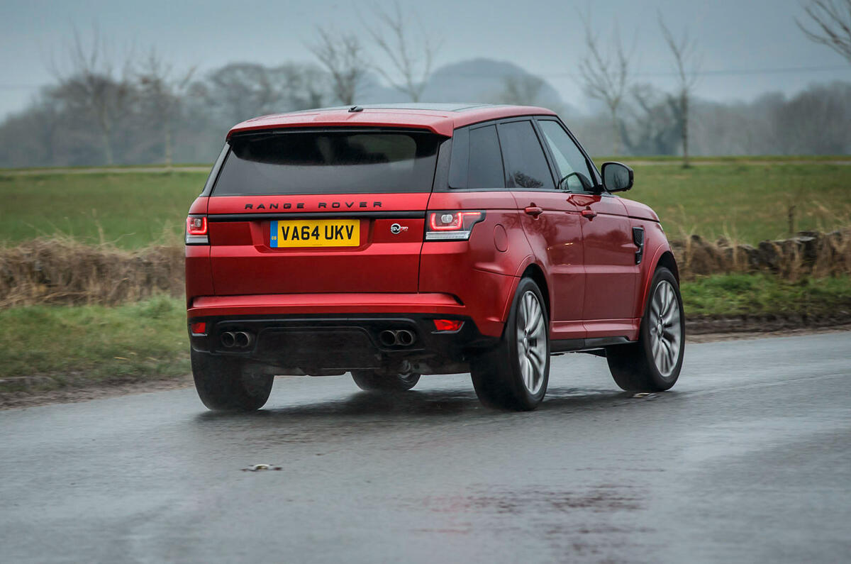 range-rover-sport-svr-drive-018.jpg