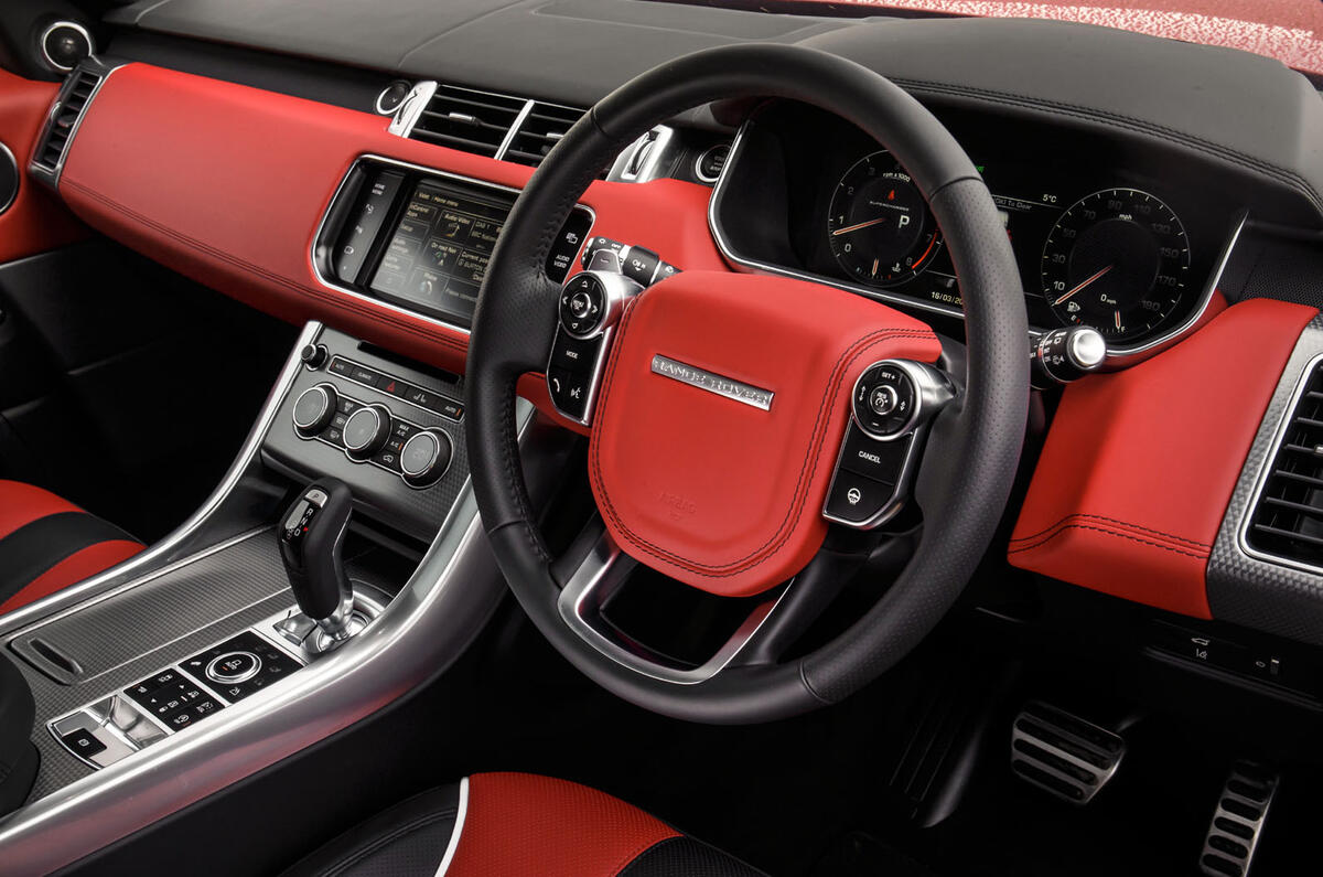range-rover-sport-svr-drive-019.jpg