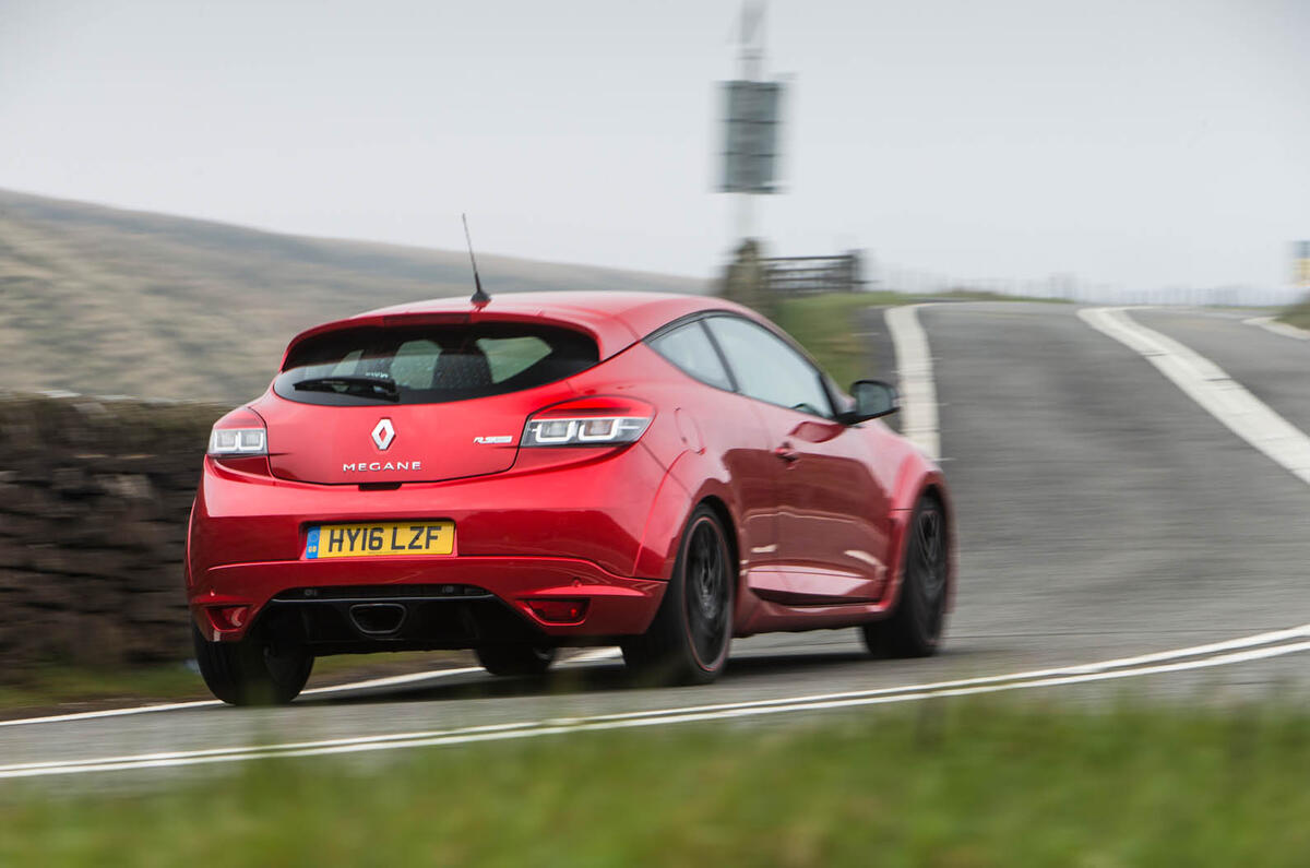renaultsport-megane-cup-s-889.jpg?itok=E