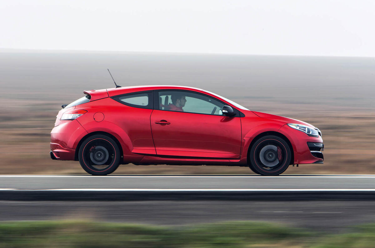 renaultsport-megane-cup-s-890.jpg?itok=s