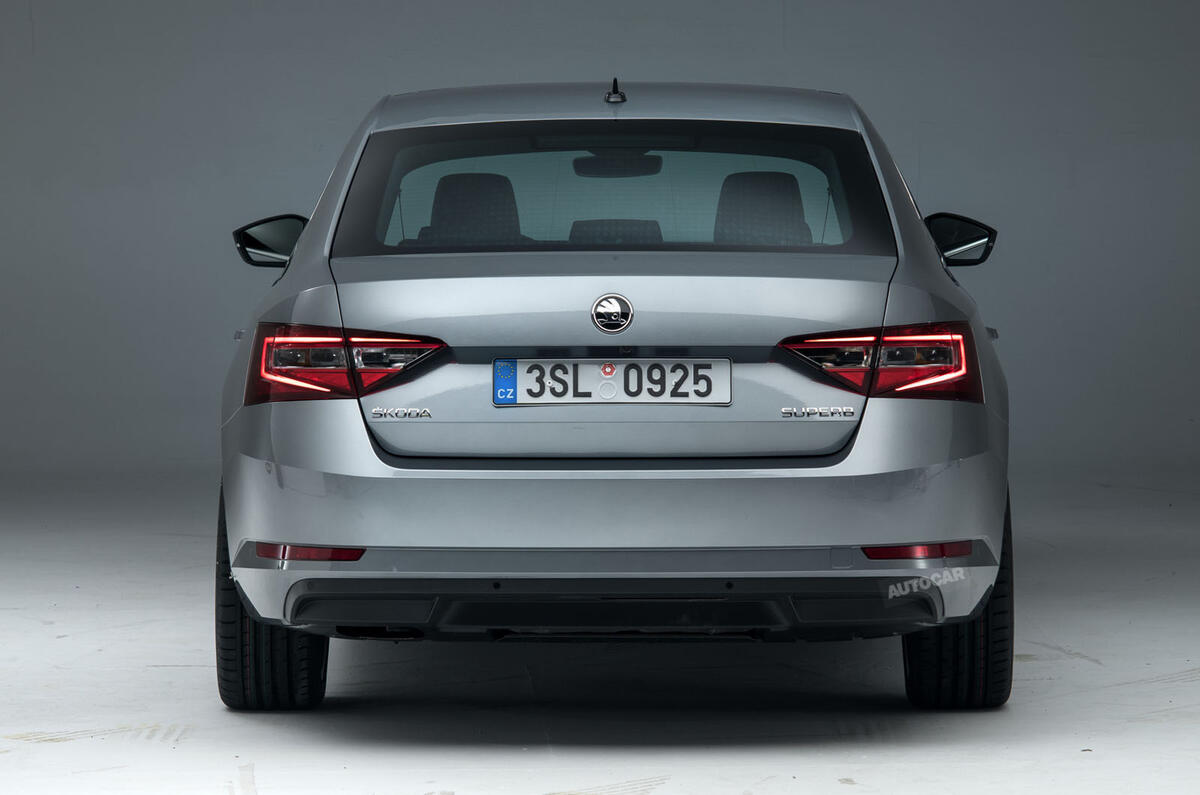 2015 - [Skoda] Superb III - Page 18 Skdoa-superb-ac-web-5