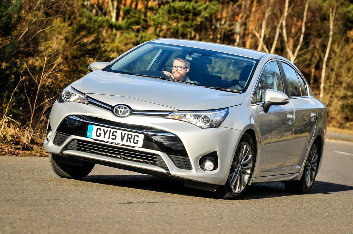 toyota avensis d 4d review #3