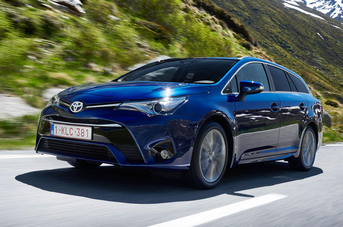 toyota avensis d 4d review #5