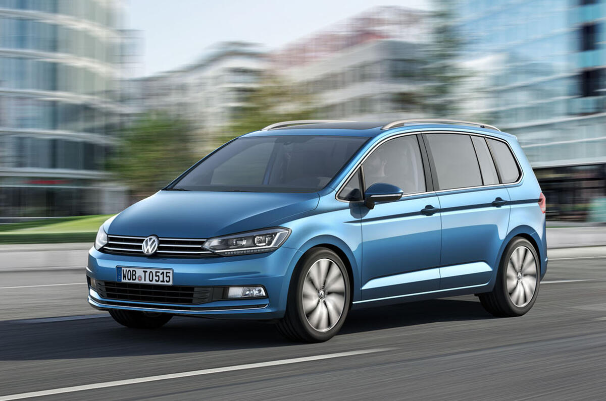 vw-touran-ac-2015-040.jpg
