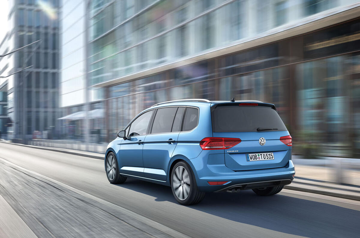 vw-touran-ac-2015-041.jpg