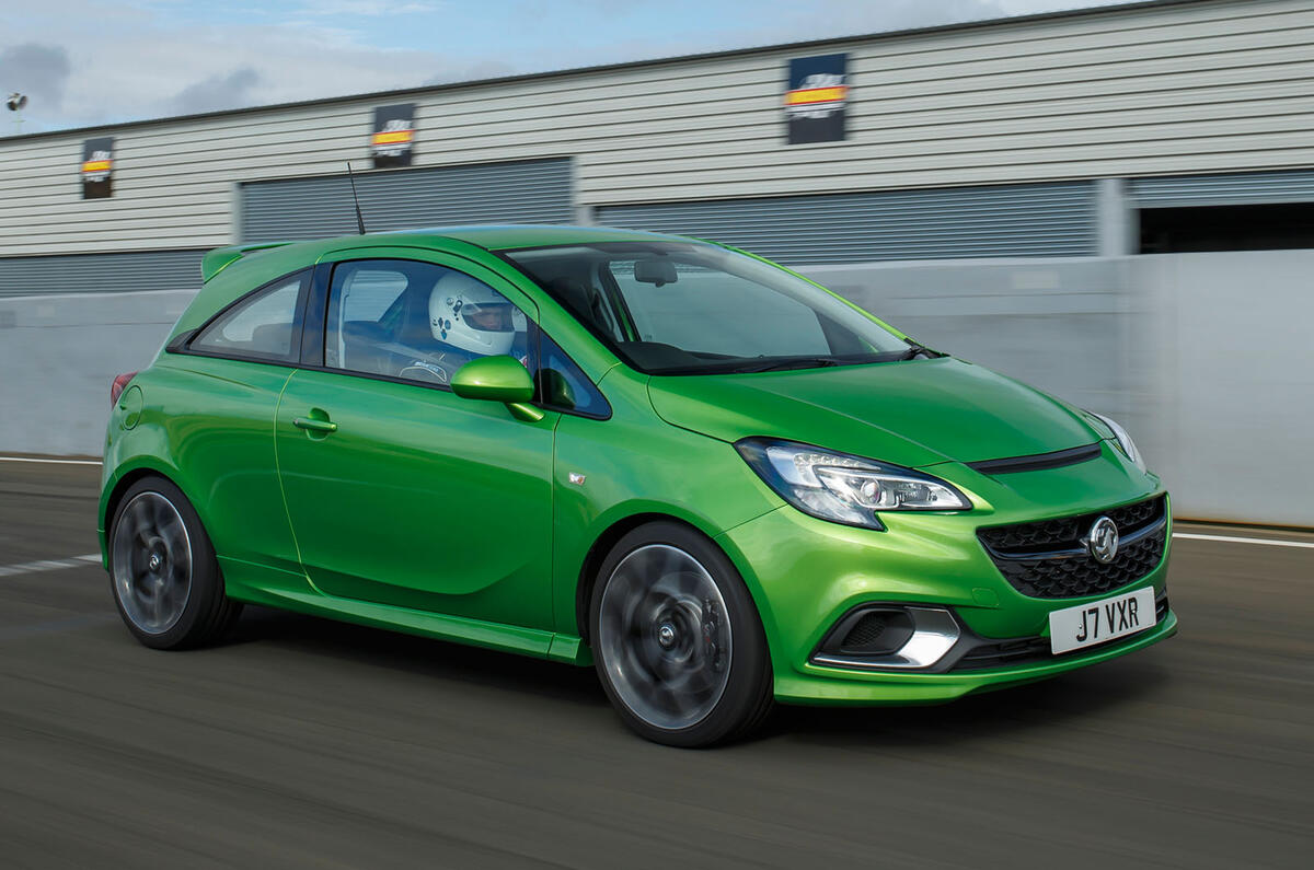 vxl-corsa-vxr-2015-uk-016.jpg?itok=zvb1SYcr