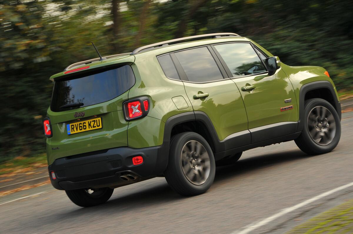 New Jeep Renegade >> Jeep Renegade Review (2017) | Autocar New Jeep Renegade >> Jeep Renegade Review (2017) | Autocar