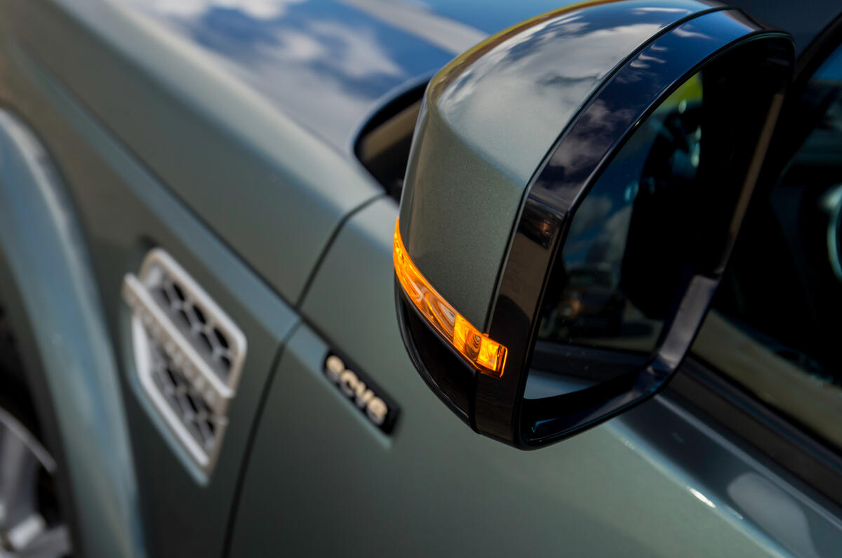 Land Rover Discovery Review (2016) Autocar